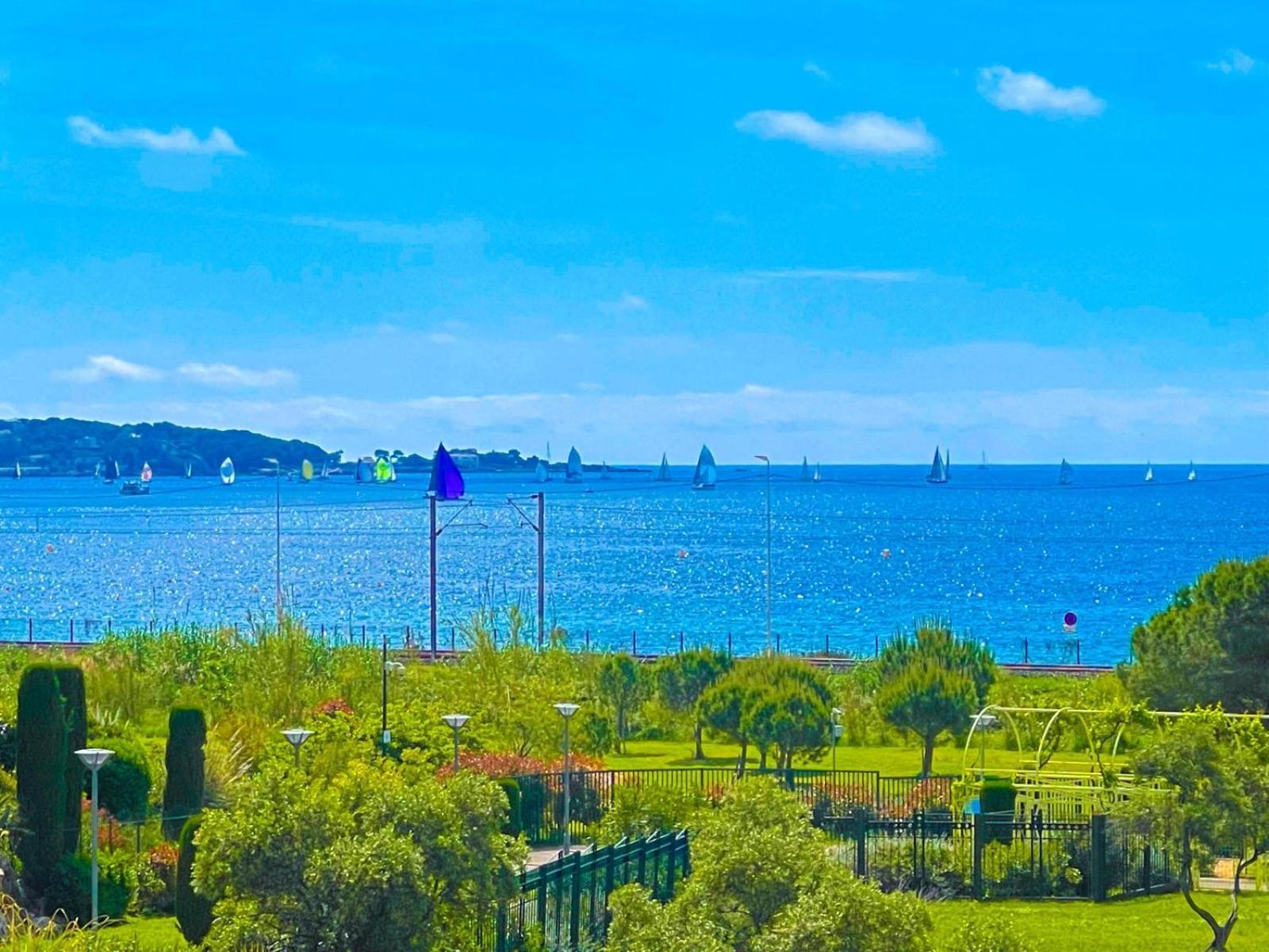 1 Bedroom Sea View, Swimming Pool, Beach On Foot, Parking Antibes Bagian luar foto